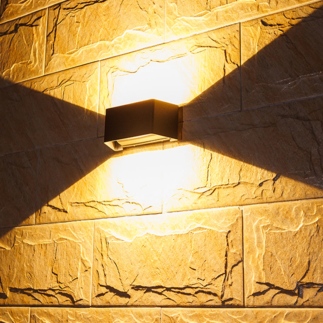 Outdoor Up And Down Wall Lights Minimalist Nordic Waterproof Wall Lighting