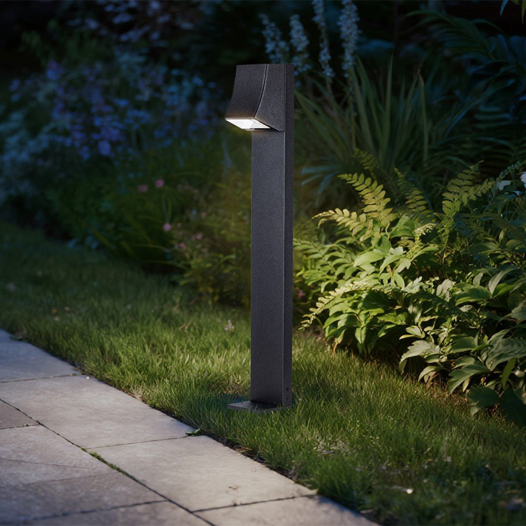LED Outdoor Lighting Bollards Minimalist Nordic Pathway Lighting