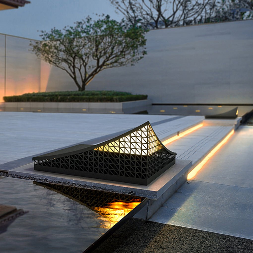 Curved Landscape Light Industrial Grid-Design Landscape Light