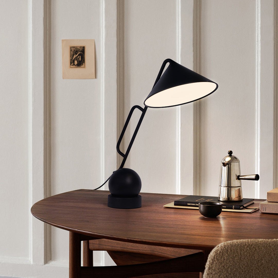 Black Metal Desk Lamp Creative LED Industrial Style Black Study Lamp