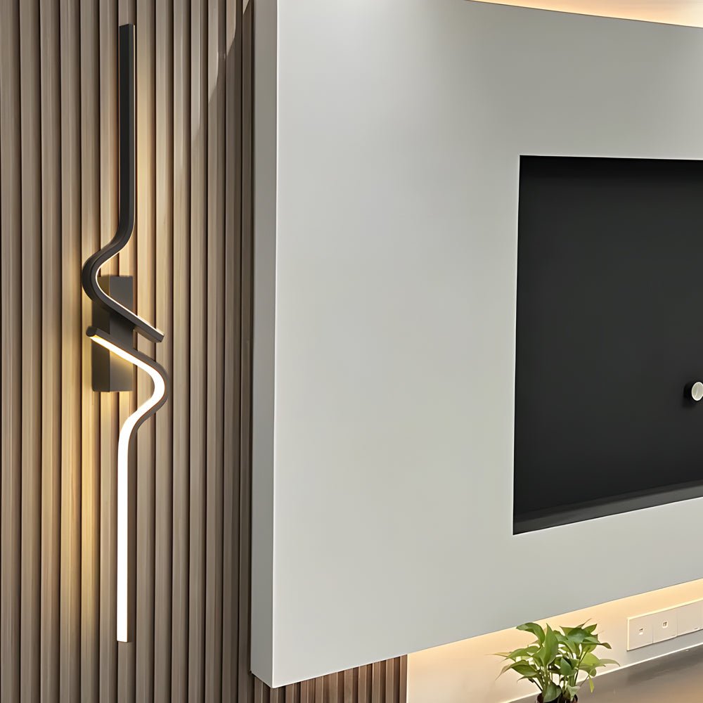 Modern Curved Wall Sconce Minimalist Black Aluminum Light