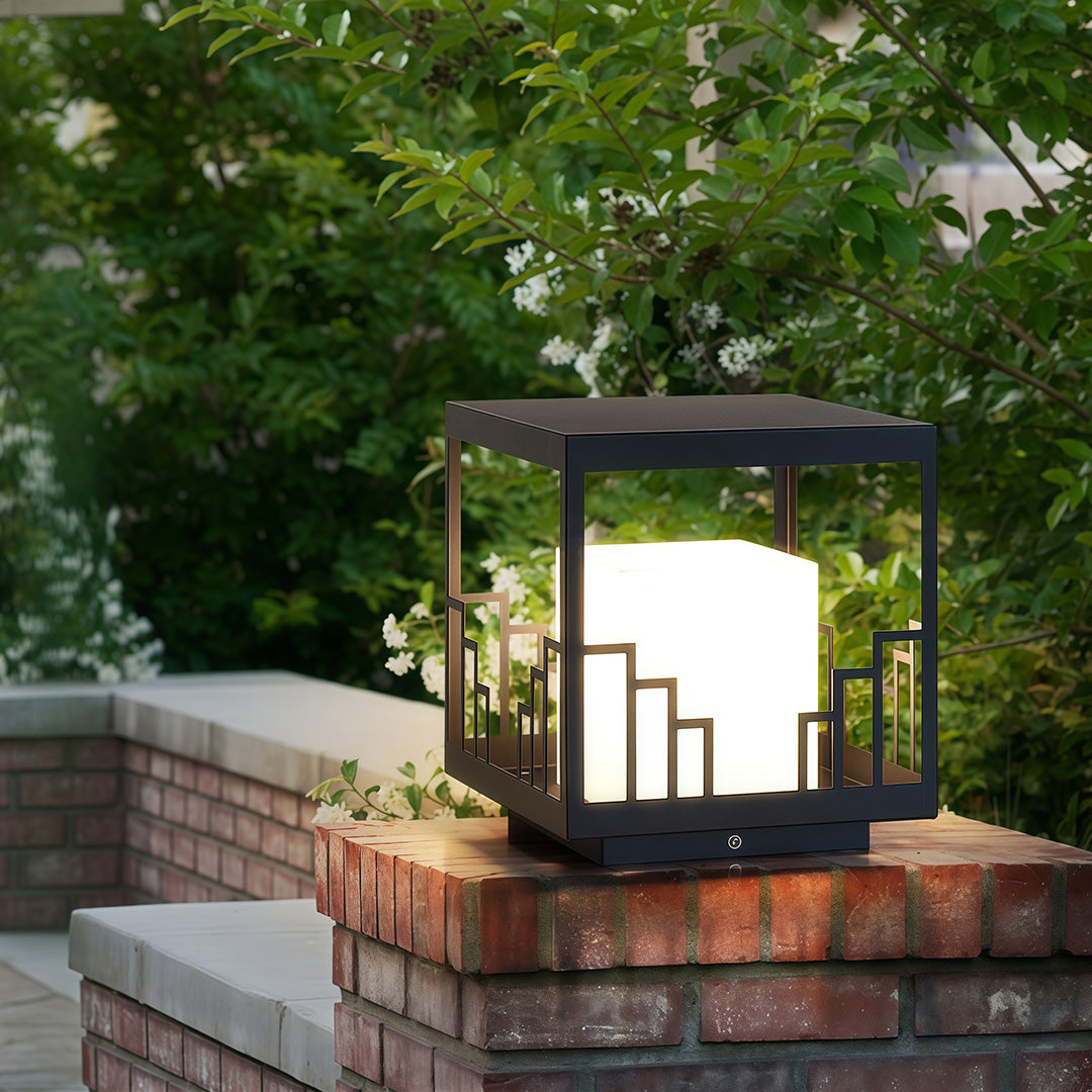 Outdoor Pillar Light Minimalist Waterproof Metal Light