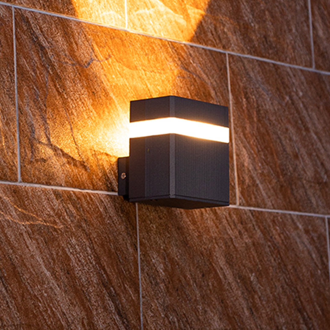 Die-cast Aluminum Garden Wall Lights Modern Industrial IP65 Facade Lights