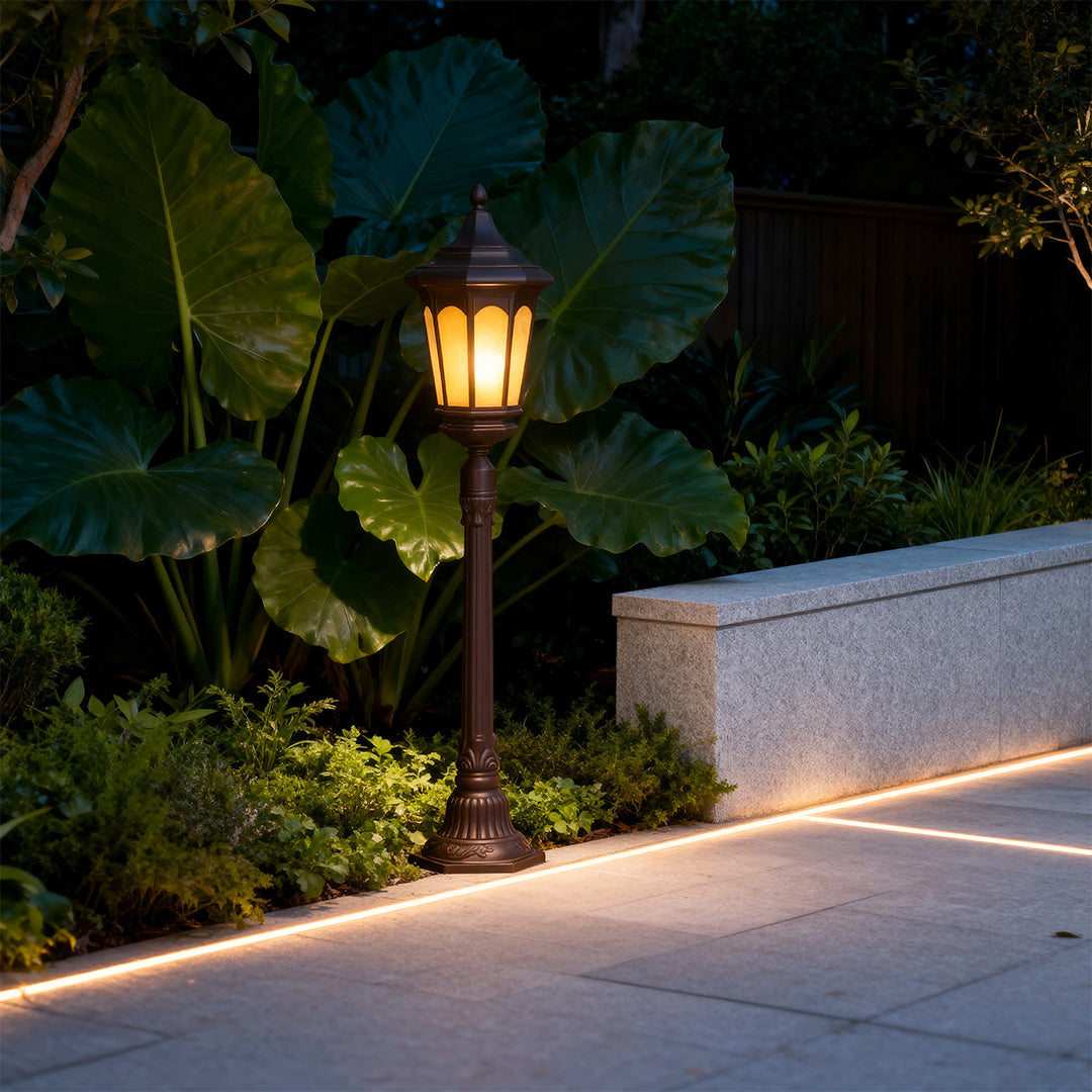 Post Path Lights Waterproof Traditional LED Outdoor Landscape Light