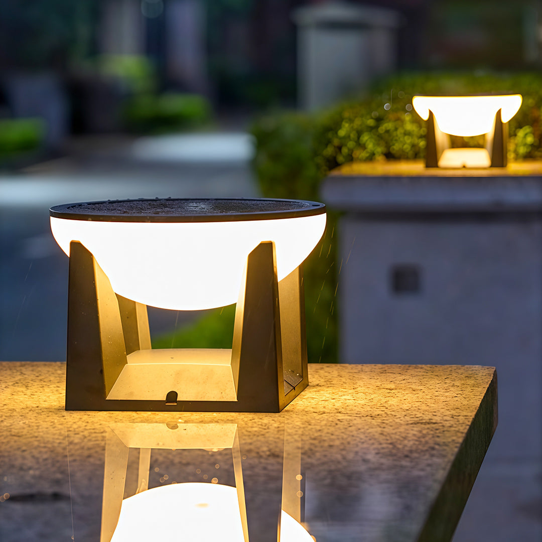Solar Powered Bollard Lights Outdoor Waterproof Courtyard Lamp