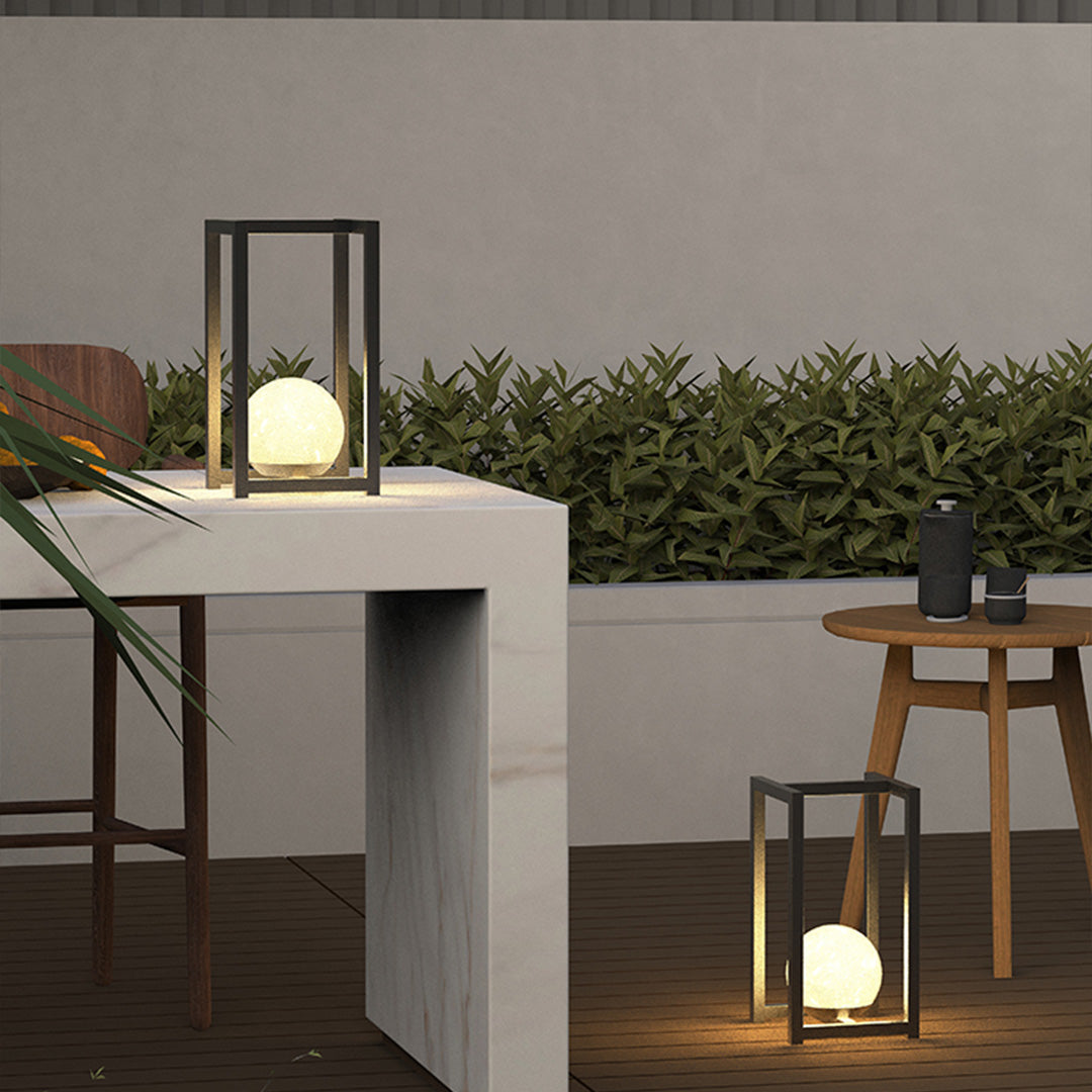 Outdoor Lanterns Black Courtyard Waterproof Decorative Lamp