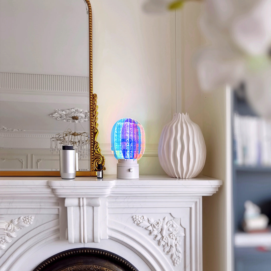 Colourful Table Lamps Aluminum Artistic Unique LED Decorative Lamps