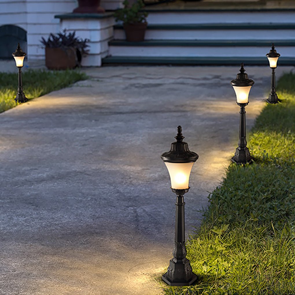 Vintage High Pole Garden Light Elegant Retro Outdoor Post Lighting