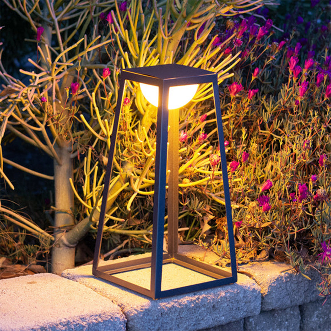 Metal Frame Outdoor Floor lantern Waterproof Garden Lighting