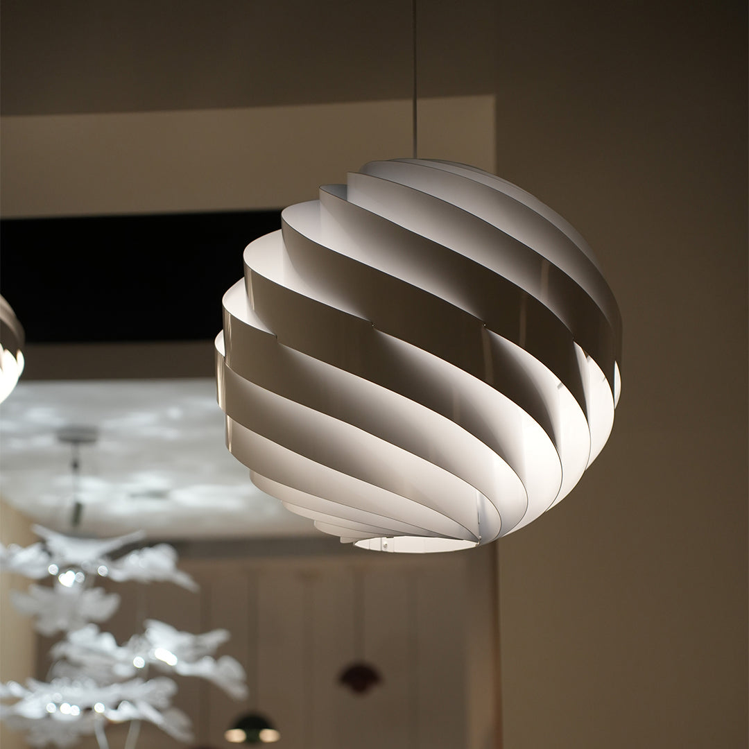 Swirl Pendant Light Nordic Creative Art Turbine Ceiling Light