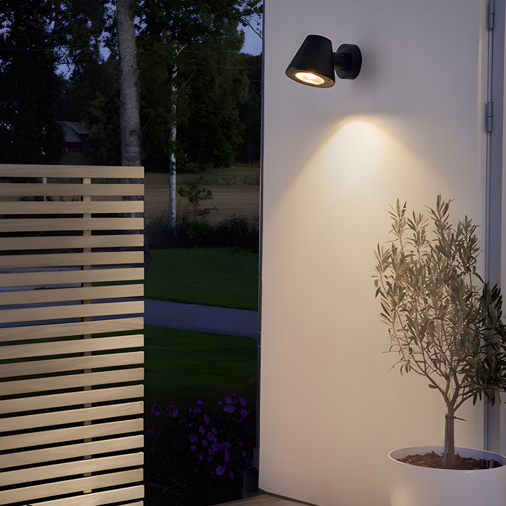 Waterproof Wall Spot Light LED Aluminum for Long-Range Illumination