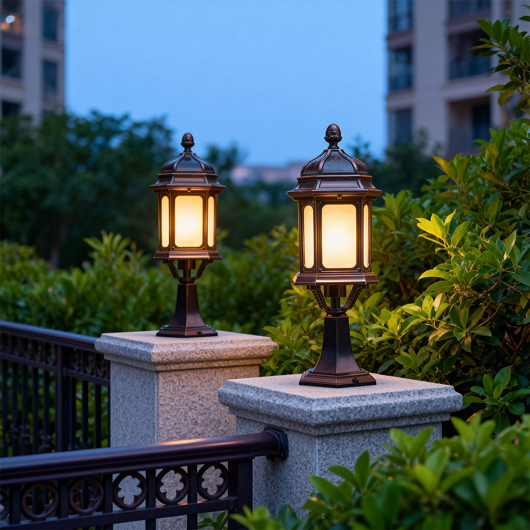Outdoor Patio Pillar Lights Weatherproof High-Brightness Light