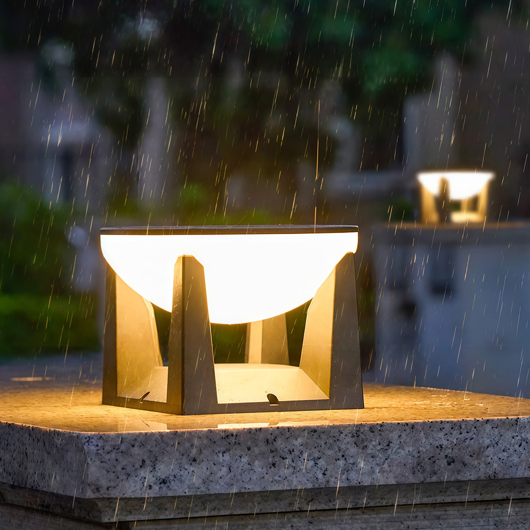 Solar Powered Bollard Lights Outdoor Waterproof Courtyard Lamp