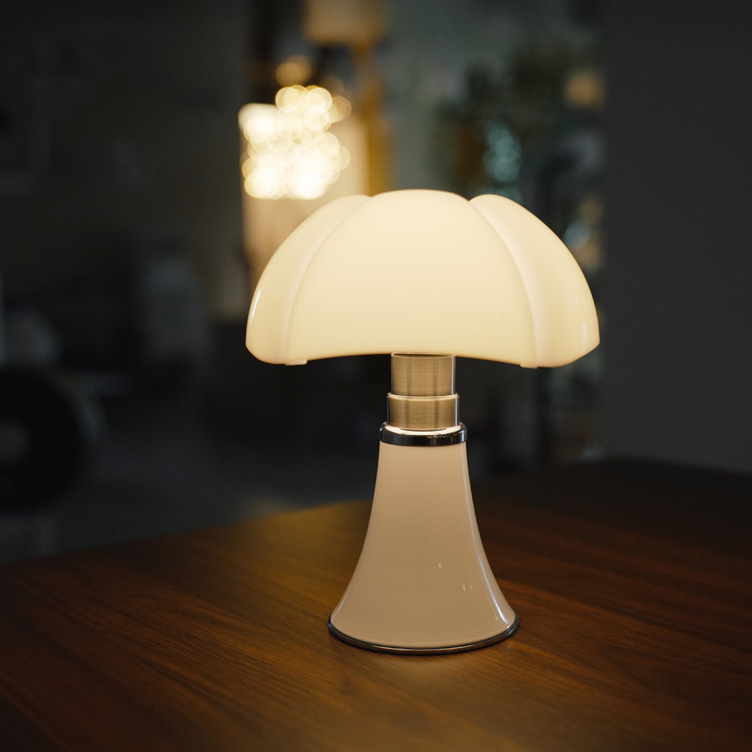 Bauhaus Table Lamp Italian Style Creative Iron Light