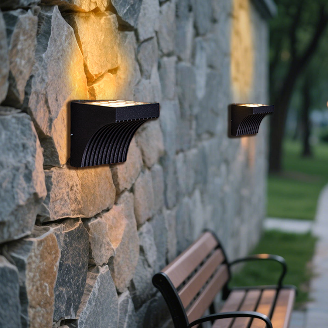 Industrial Outdoor Wall Light Waterproof Replaceable Directional Wall Sconce