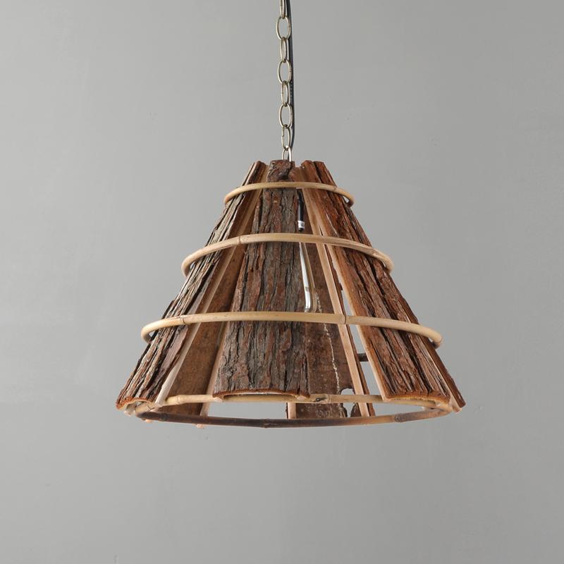 Farmhouse Wood Pendant Light With a Unique Farmhouse Appearance
