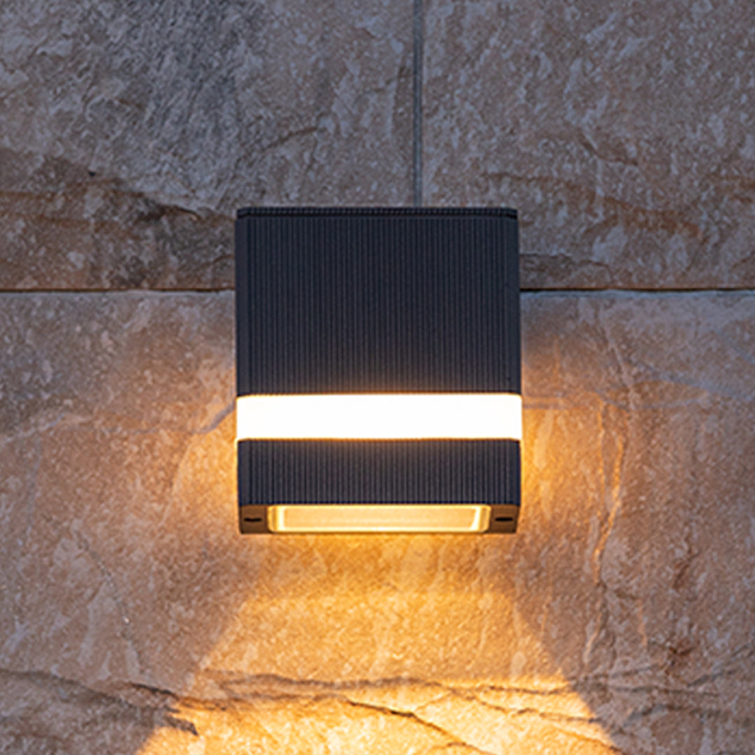 Die-cast Aluminum Garden Wall Lights Modern Industrial IP65 Facade Lights
