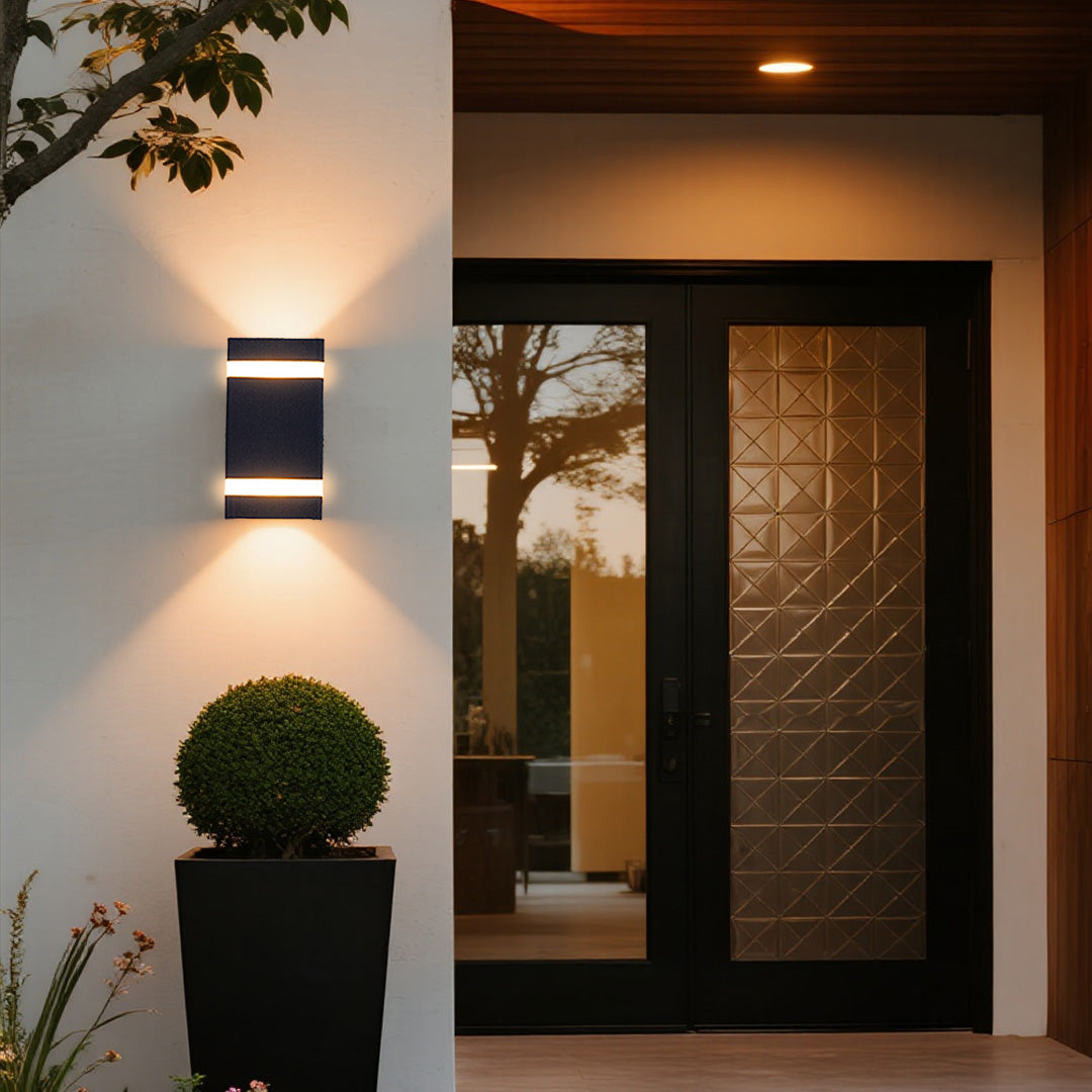 Die-cast Aluminum Garden Wall Lights Modern Industrial IP65 Facade Lights