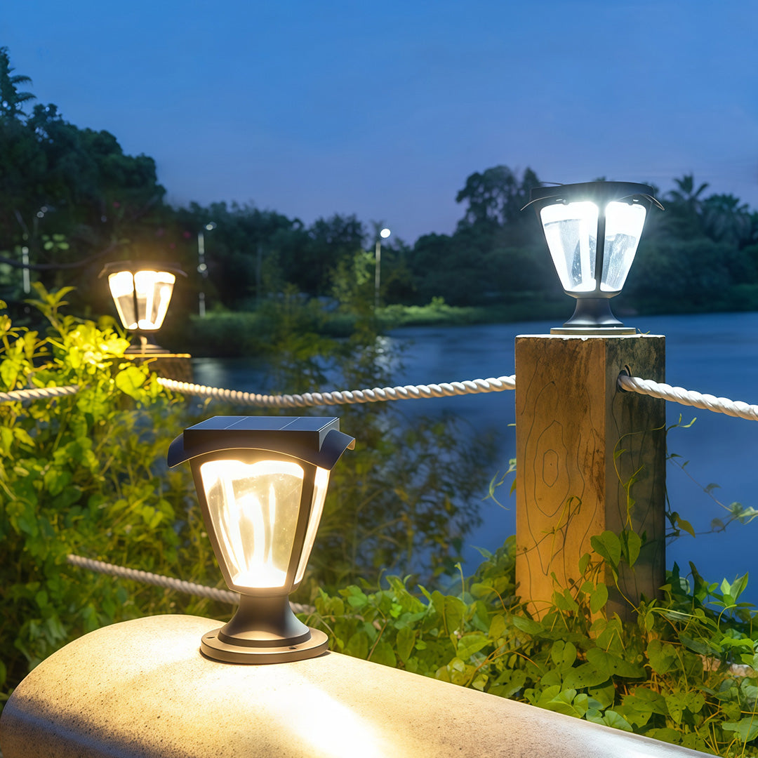 Solar Light Pillar Outdoor Waterproof Die-Cast Aluminum Light