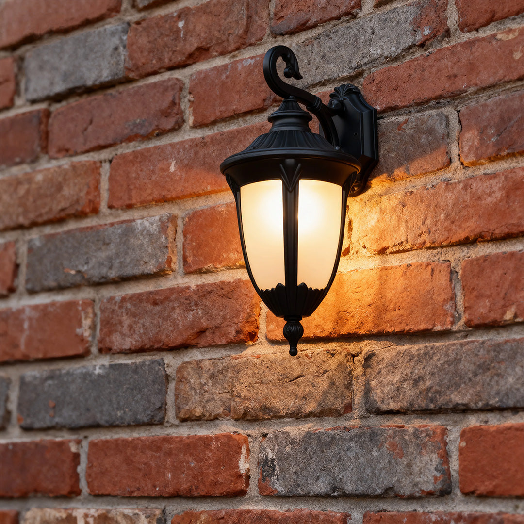 Outdoor Black Wall Sconce European Style Aluminum Glass Shade Lamp