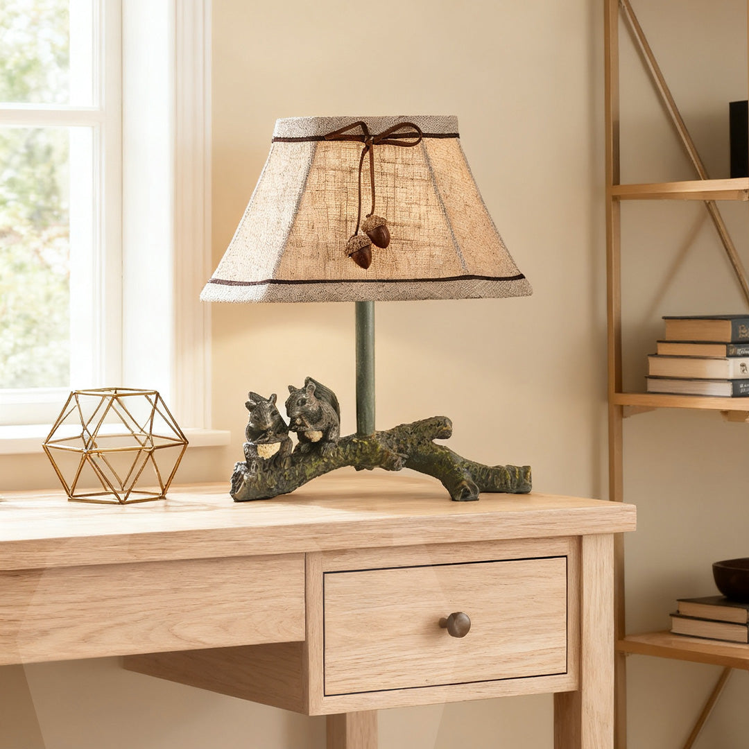 Squirrel Table Lamp French Style Resin Decorative Atmosphere Light