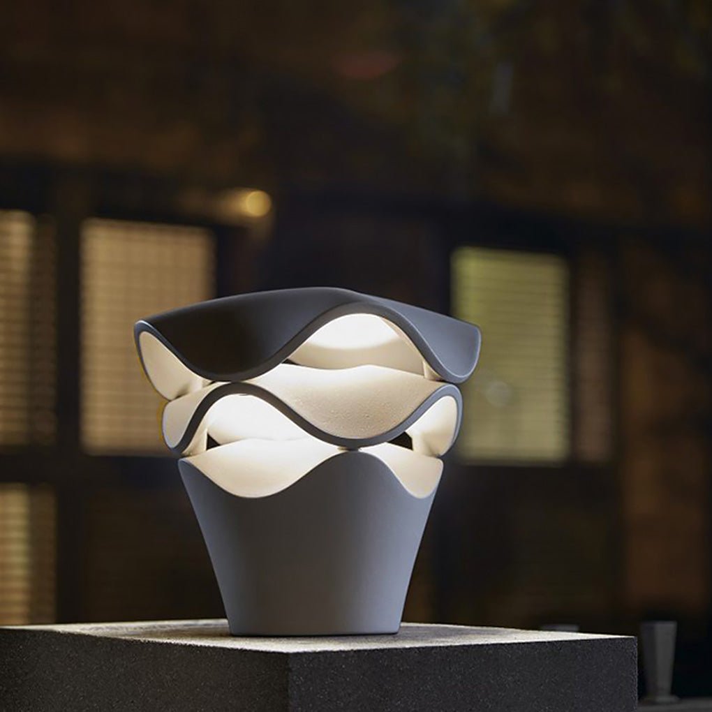 Multi-Functional Layered Design Outdoor Lights Waterproof LED Landscape Lighting
