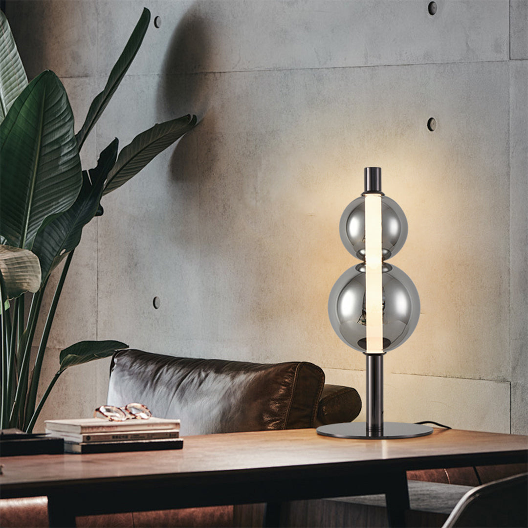 Art Table Lamp Modern Minimalist wide-spectrum LED Lamp