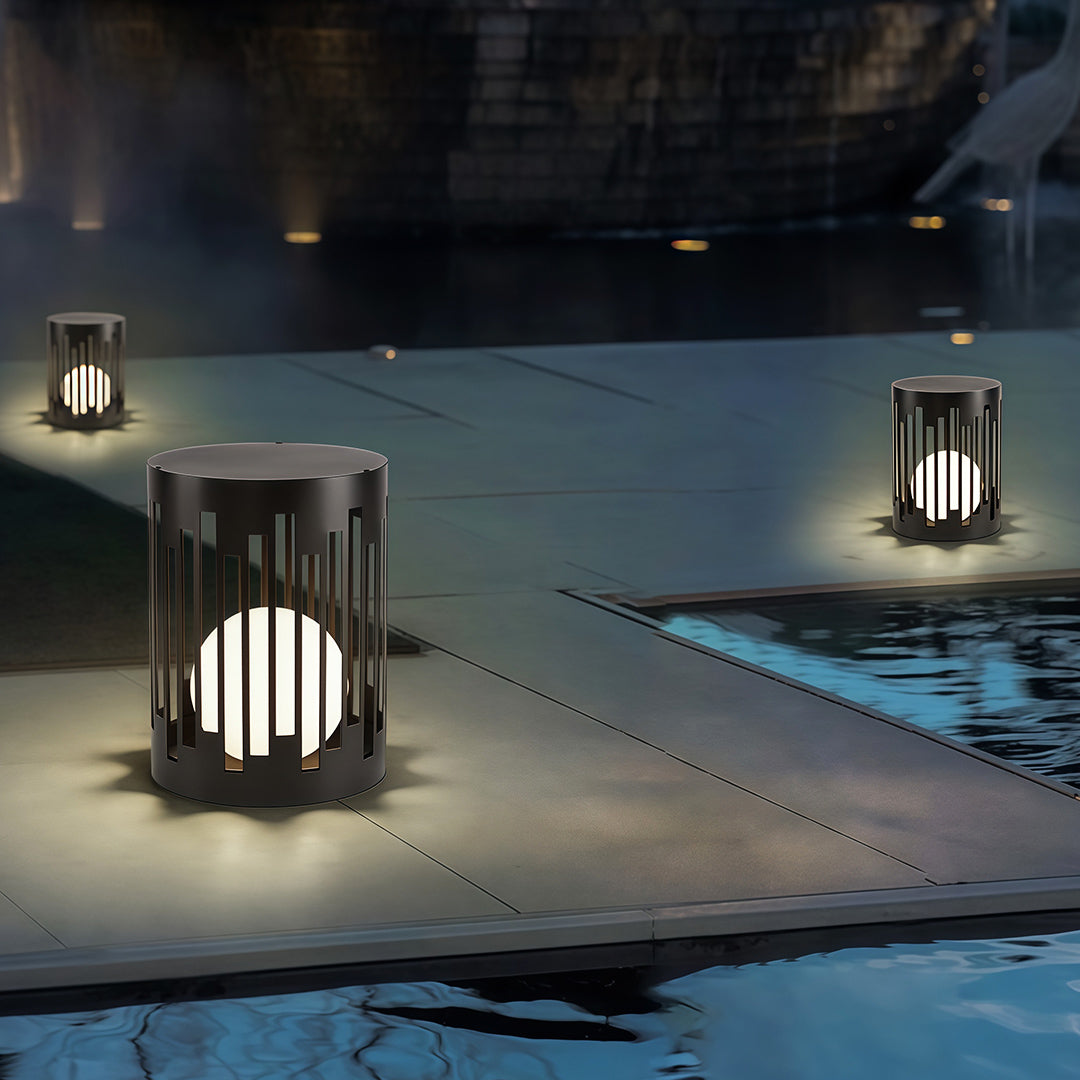 Outdoor Lantern Light Waterproof Garden Metal Light