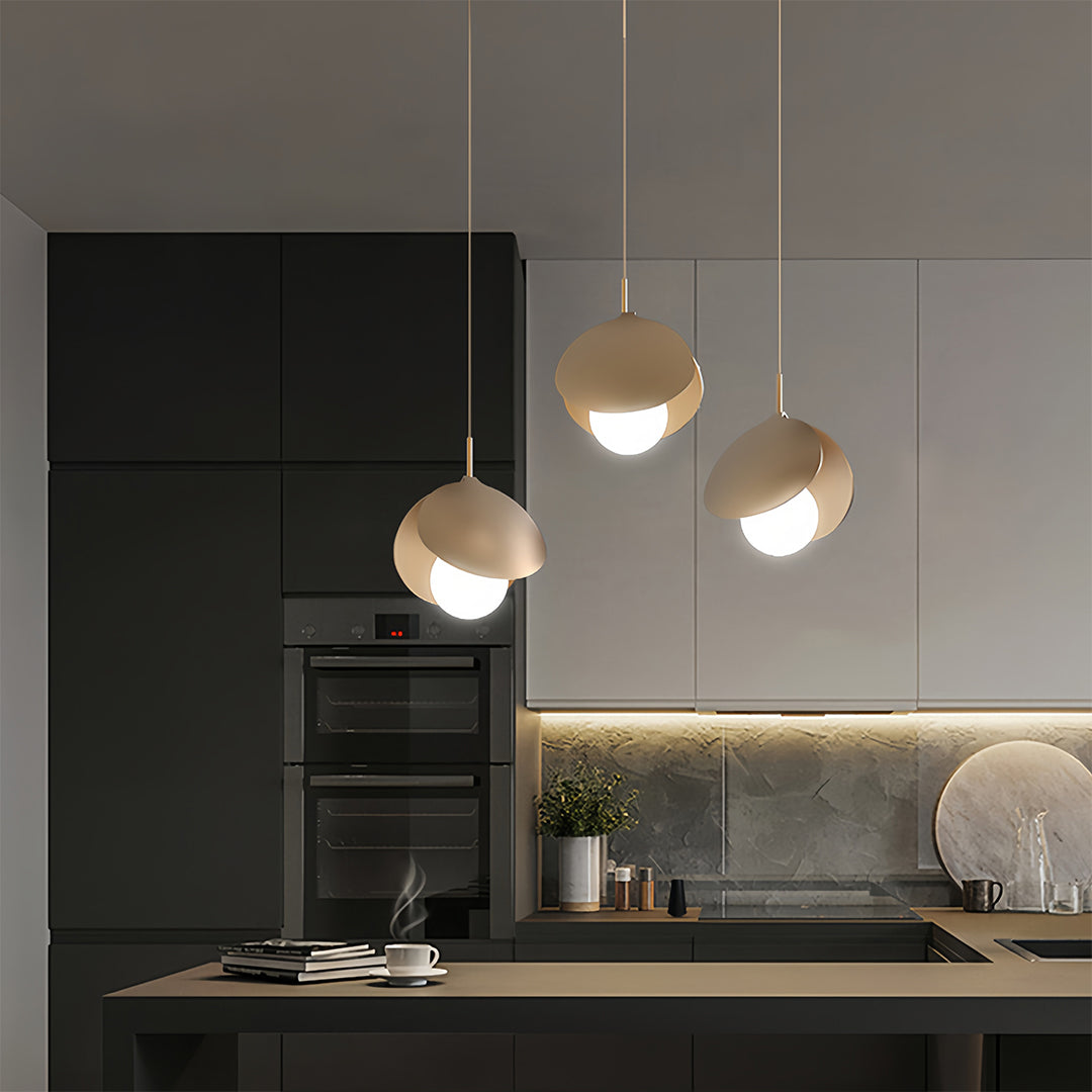 3 Bulb Pendant Light Nordic Minimalist Personalized Ceiling Light
