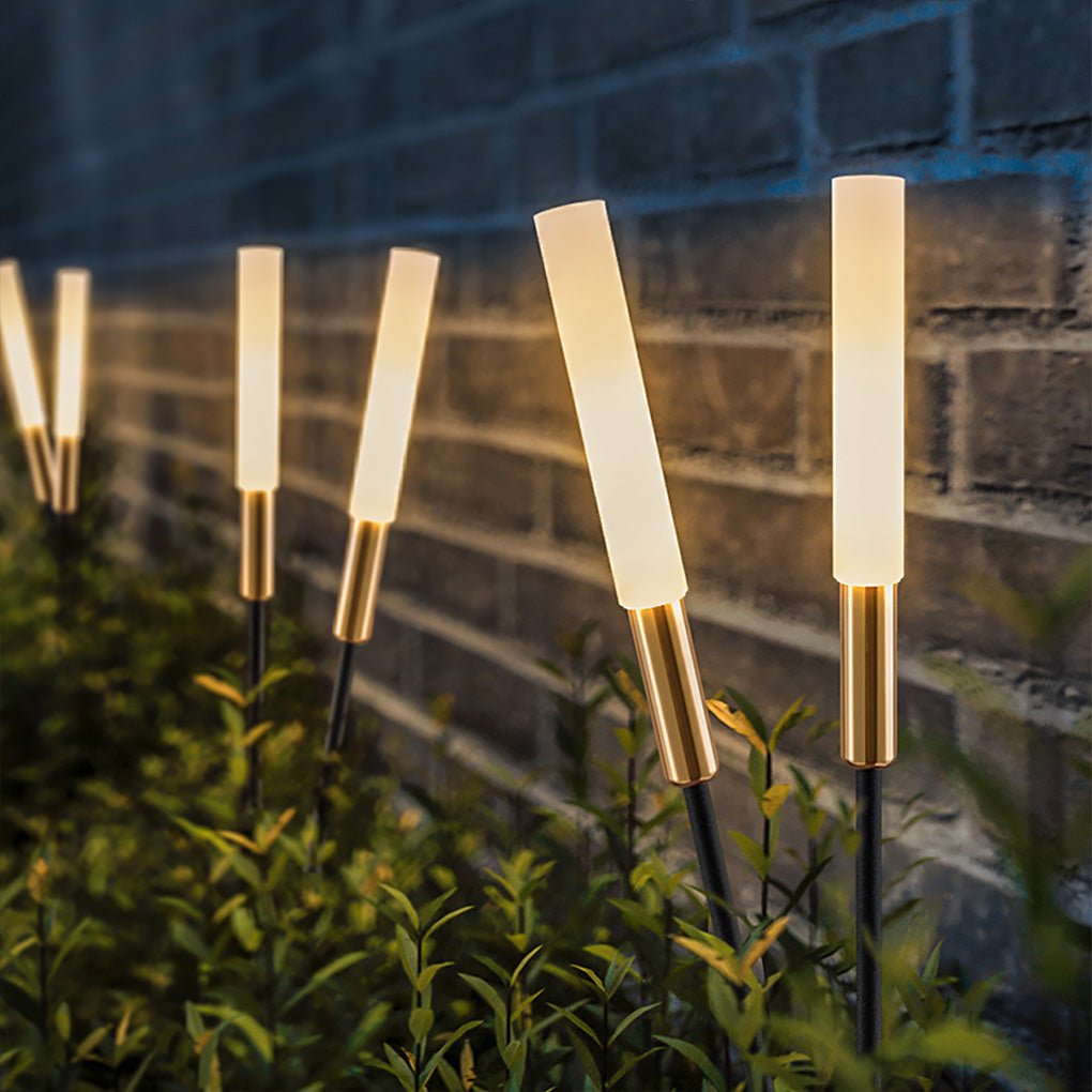 Landscape Lighting Bundle: Fluted Post Cap Light & Reed Garden Stakes