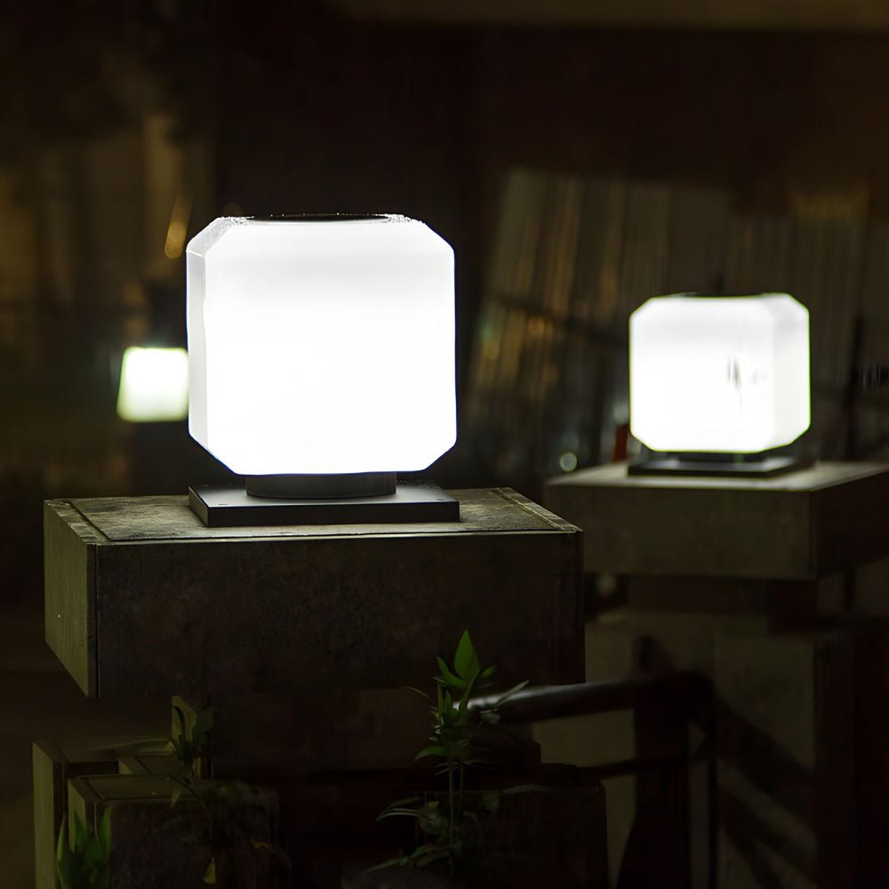 Square Pillar Lights Waterproof Outdoor LED Metal Light