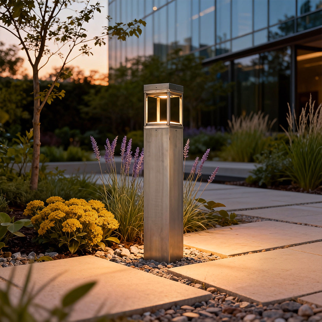 Modern Bollard Light Waterproof Rust-Proof LED Decorative Lamp