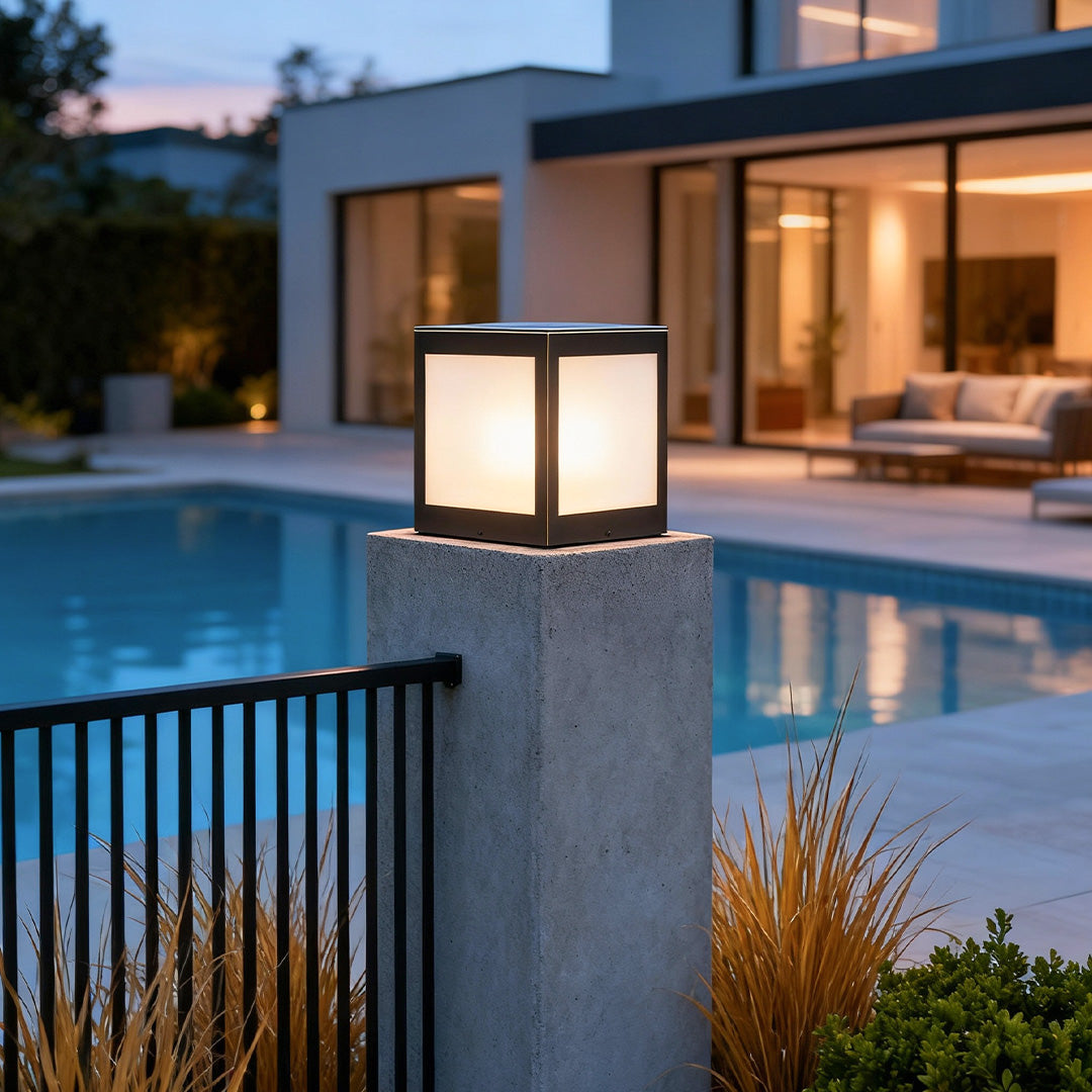 Solar Outdoor Pillar Lights Copper Glass Square Light