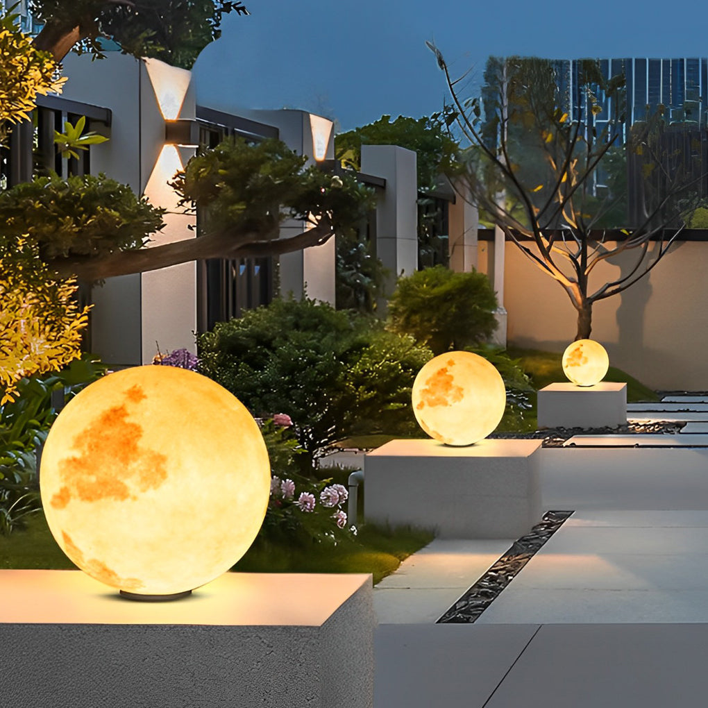 Moon-Shaped Stone Pillar Light Outdoor Decorative Light