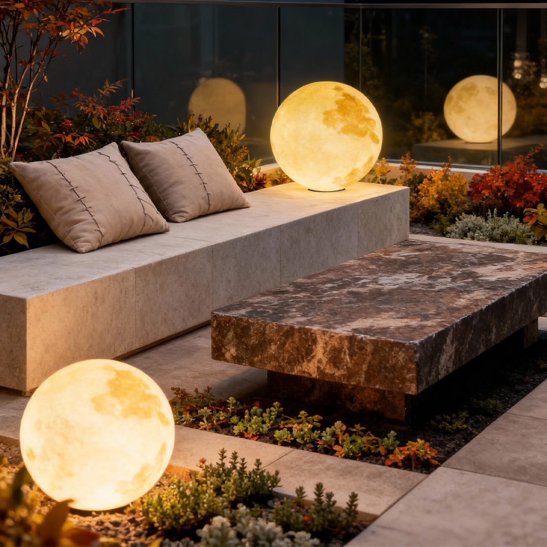 Moon-Shaped Stone Pillar Light Outdoor Decorative Light