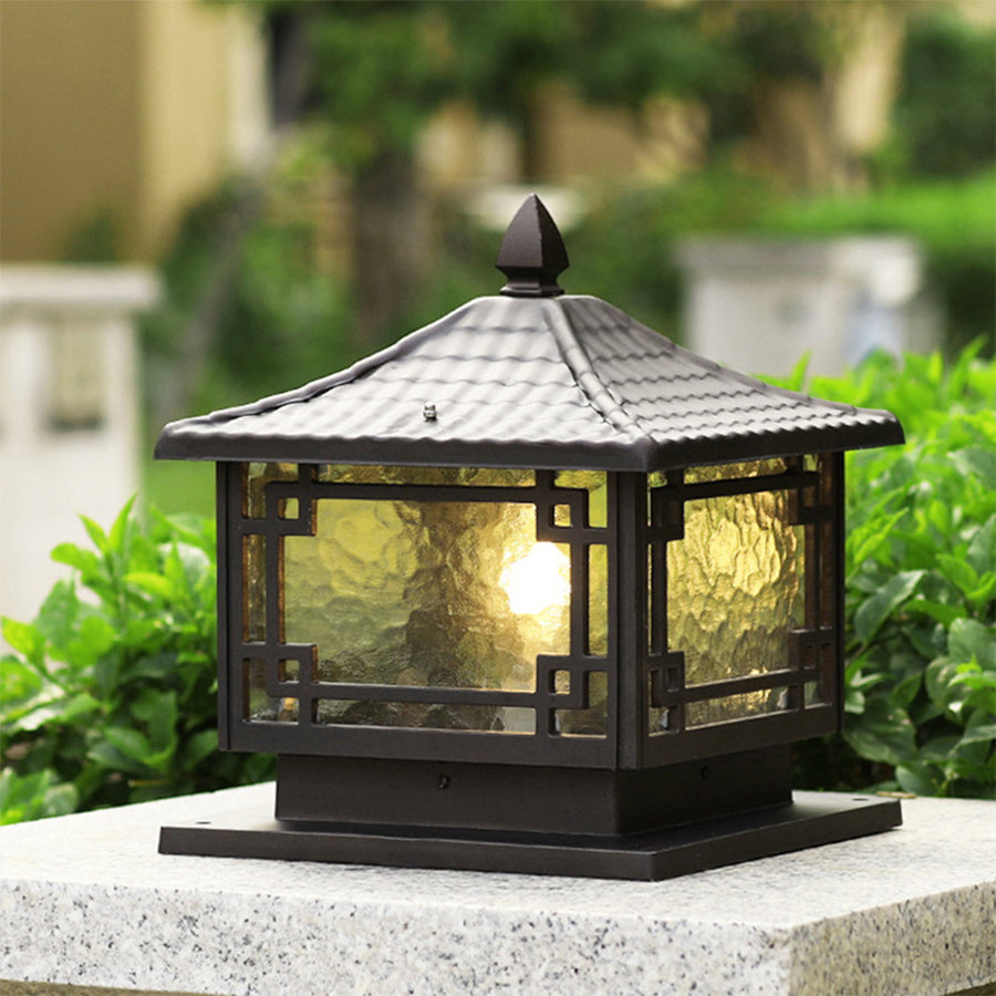 Outdoor Garden Pillar Lights Waterproof European Solar Fence Lamp