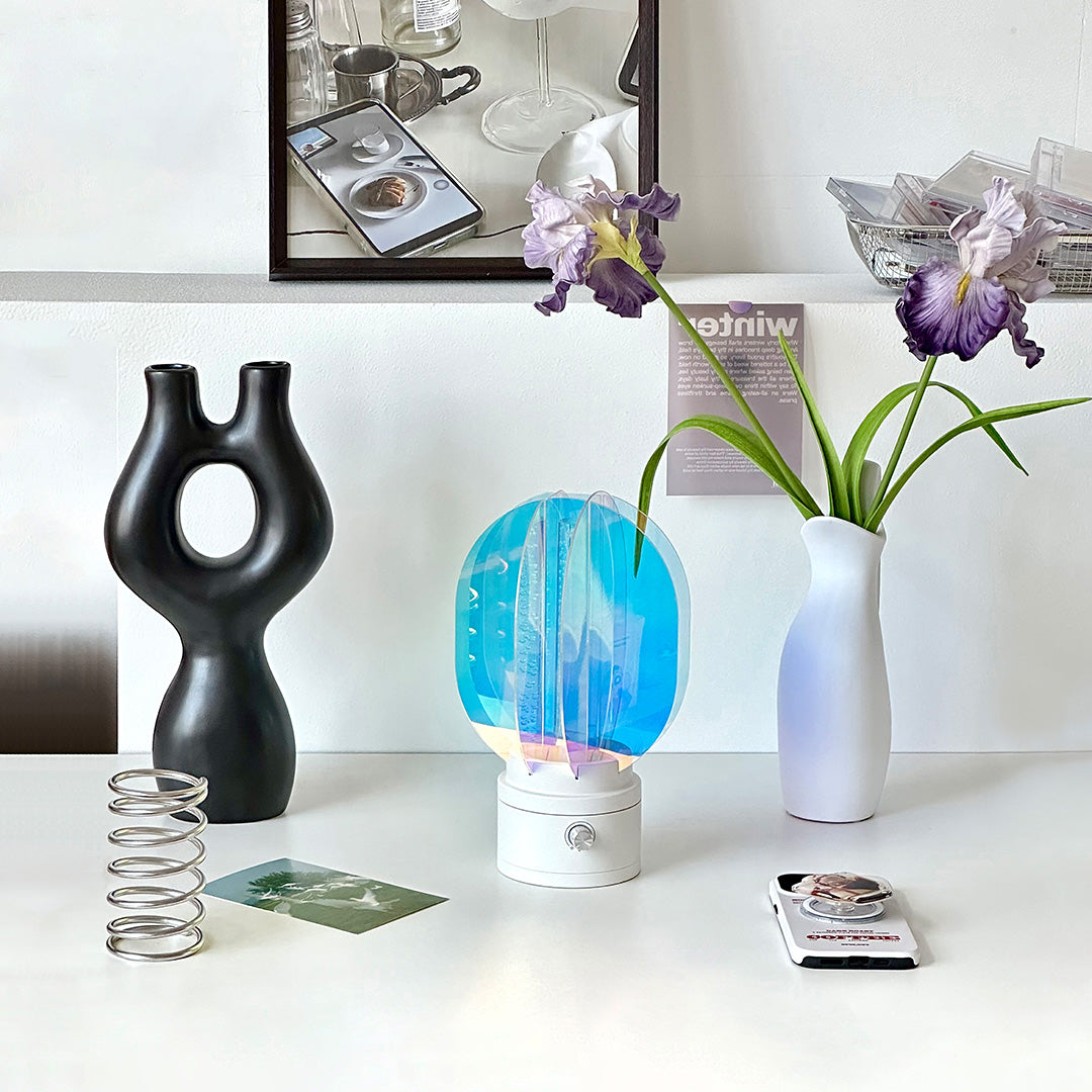 Colourful Table Lamps Aluminum Artistic Unique LED Decorative Lamps
