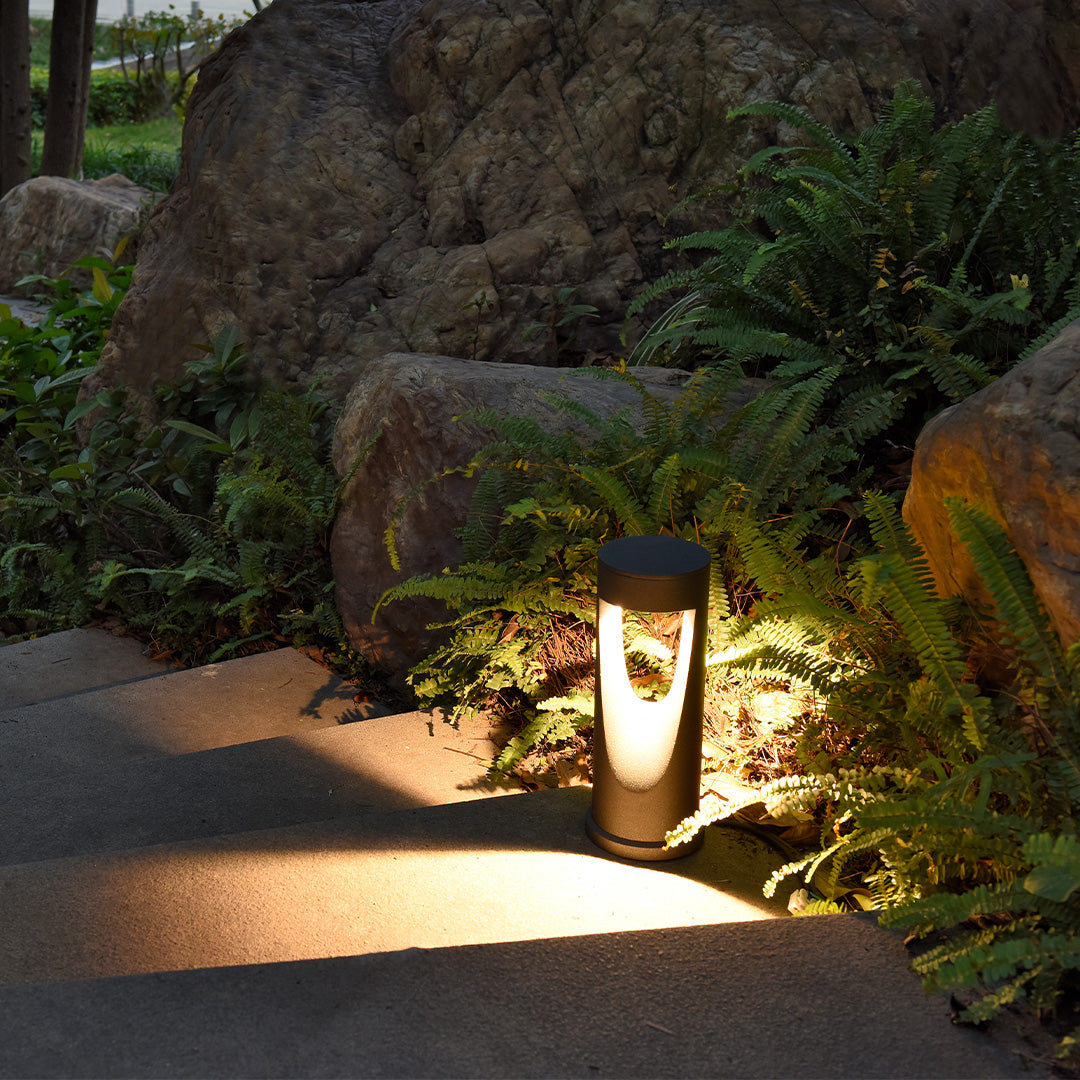 Outdoor LED Bollard Landscape Light Minimalist Art Nouveau Path Light