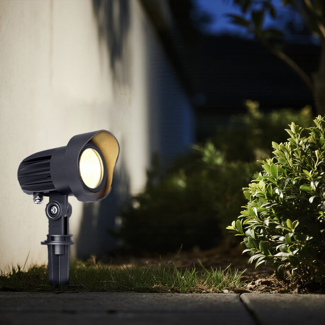 Modern Minimalist LED Lawn Lights Outdoor Lawn Spike Lights