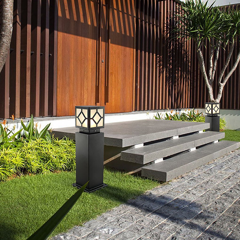 Elegant Solar-Powered Square Bollard Light Retro European Garden Lighting