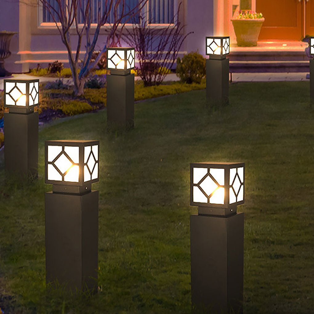 Elegant Solar-Powered Square Bollard Light Retro European Garden Lighting
