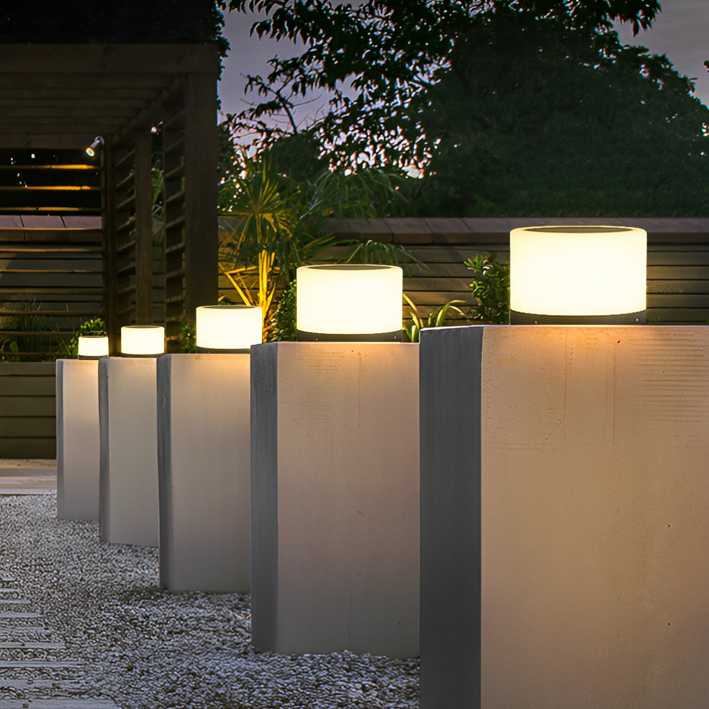 Round Pillar Lights Minimalist Solar-Powered Garden Light