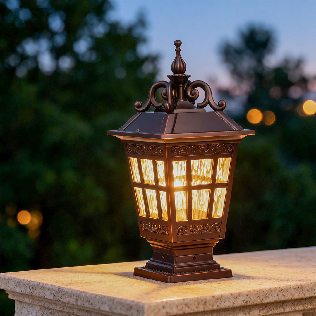 Pillar Garden Lights Weather-Resistant Aluminum Light Fixture
