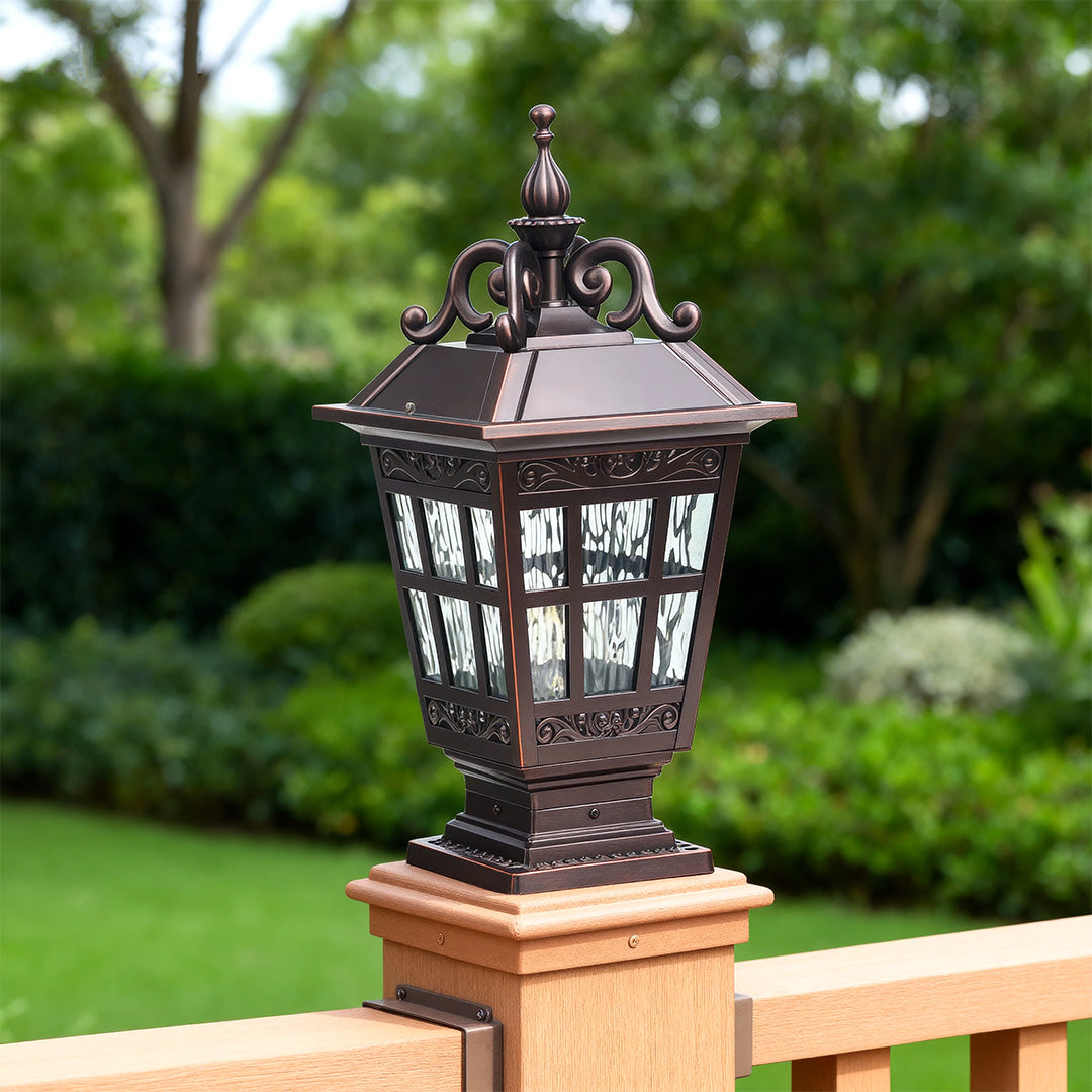 Pillar Garden Lights Weather-Resistant Aluminum Light Fixture